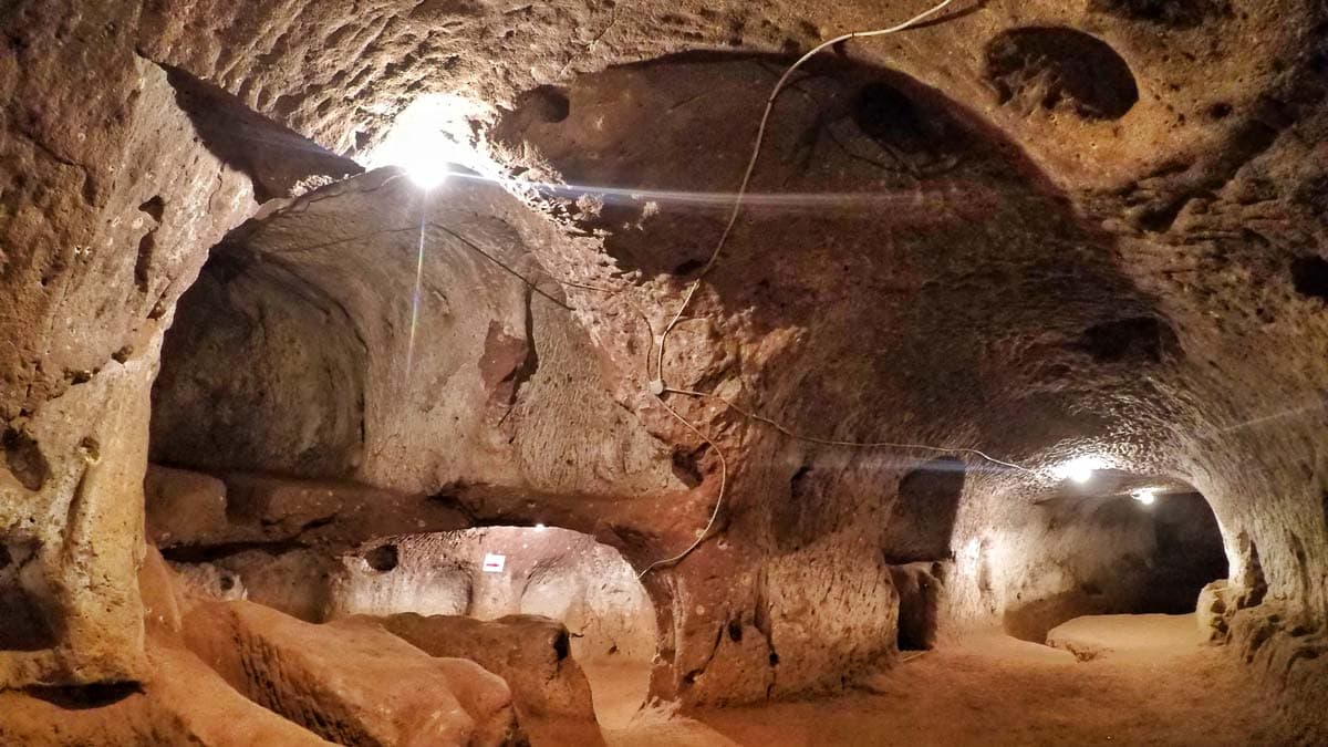 Ağırnas Yeraltı Şehrini Tanıyalım