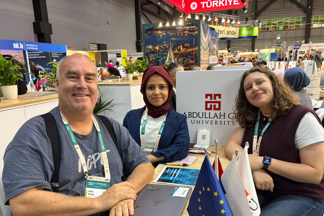 AGÜ, EAIE Konferansı ve Fuarı’na Katıldı