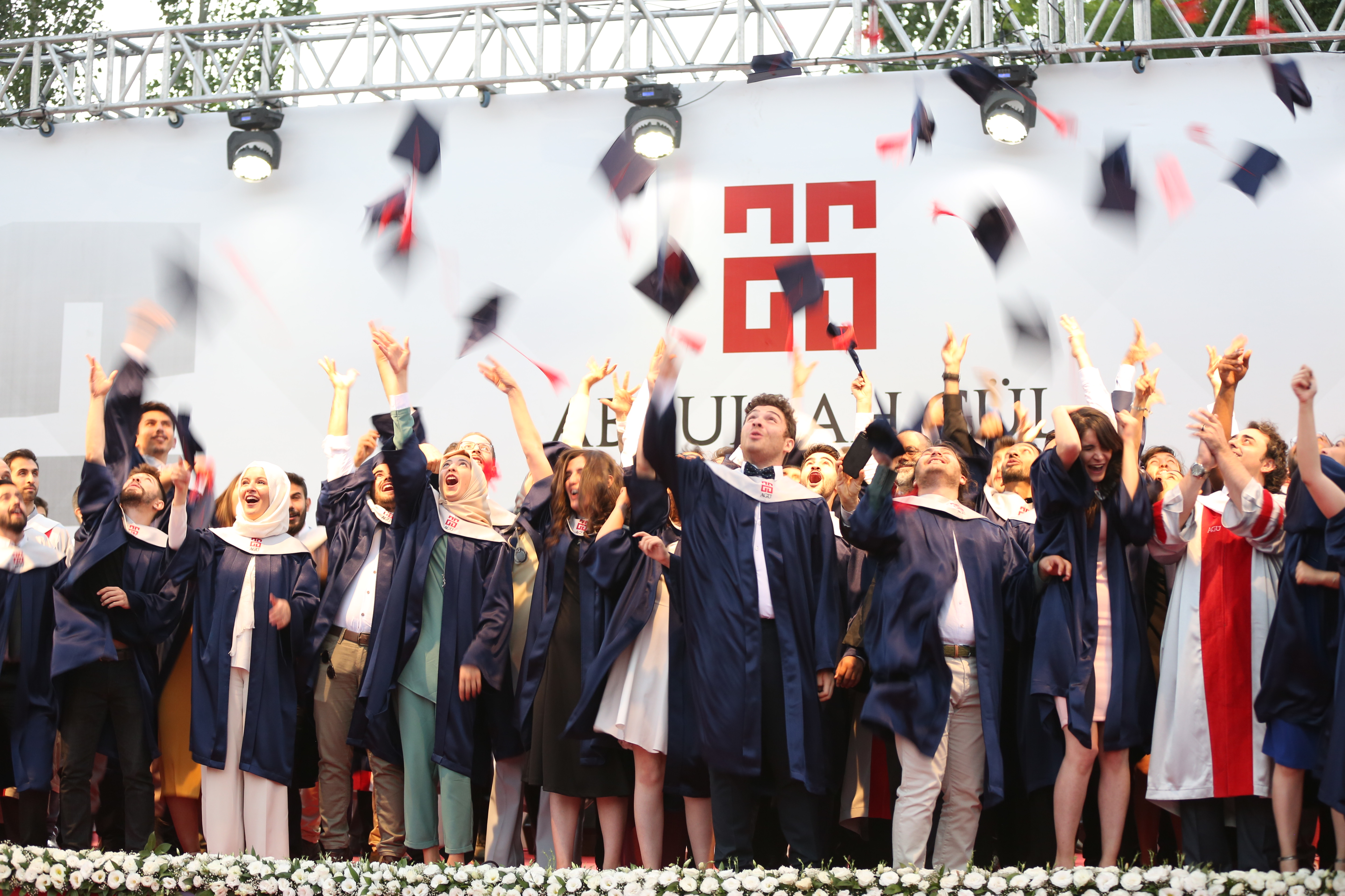 AGÜ’de Mezunların %93’ü İş Hayatında