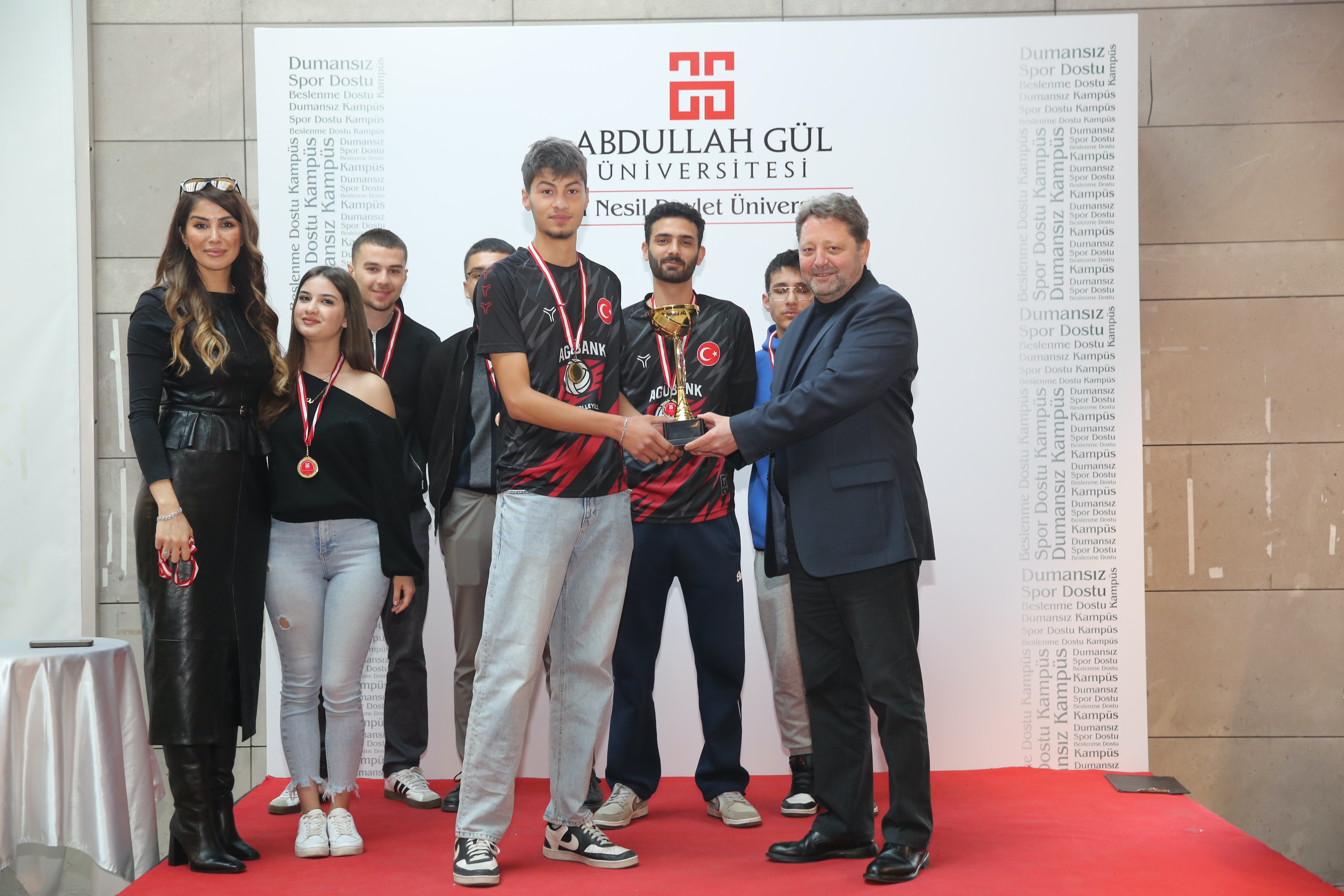 Cumhuriyet Kupası’nda Ödüller Sahiplerini Buldu