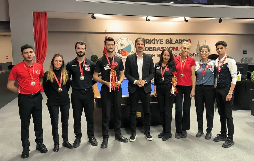 AGÜ Öğrencisi Canözkan 2. Kez Bilardo Şampiyonu