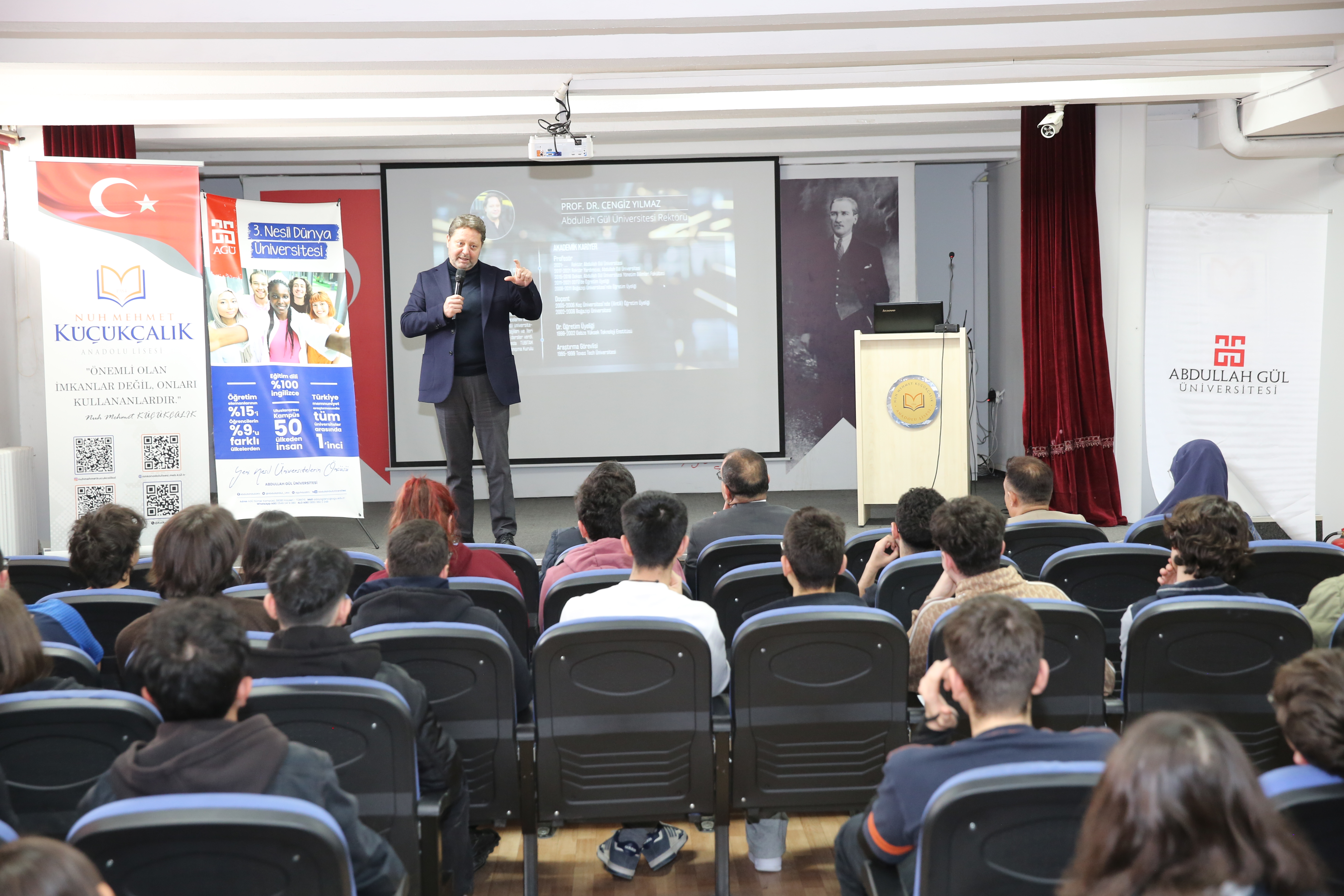 Rektör Yılmaz Üniversite Adaylarıyla Buluştu