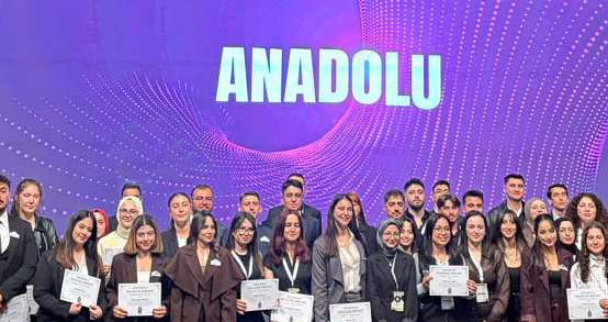 Yöneylem Kulübü’nden Anadolu Gelecek Zirvesi