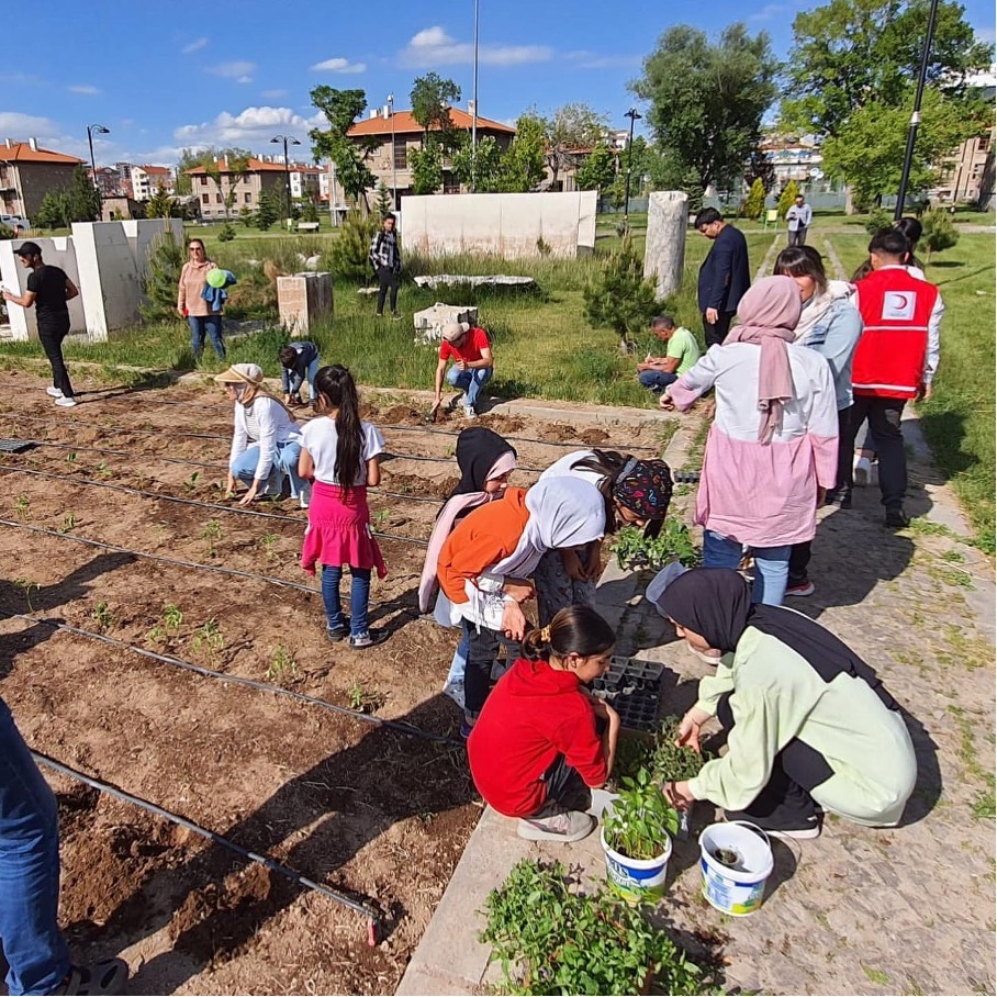 Mimarlık Fakültesi'nden Çocuklar için Sürdürülebilir Kalkınma Amaçları Atölyesi